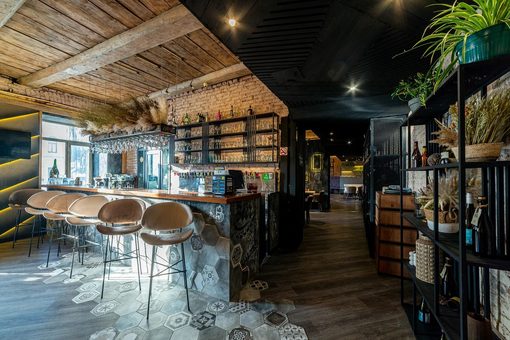 Ресторан Брассерия Крик / Brasserie Kriek на Невском. Пространство ресторана, фото 4