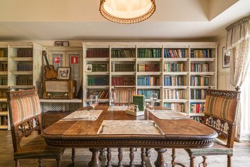 Ресторан Строганов Бар и Гриль / Stroganoff Bar and Grill. Зал на 2-м этаже, фото 11